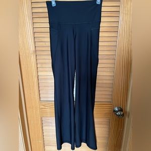 Old Navy Flare Leggings